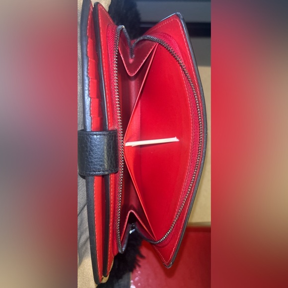 Christian Louboutin Paloma Calfskin Black/Red Long Wallet - Picture 14 of 16